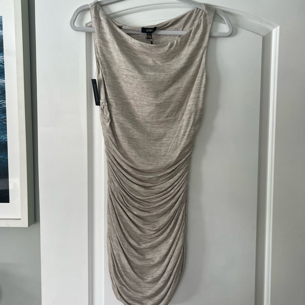 Revolve mini dress - Picture 4 of 6
